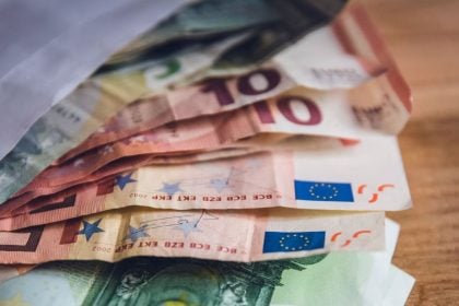 Προϋπολογισμός: Πρωτογενές πλεόνασμα 8,499 δισ. ευρώ στο 8μηνο