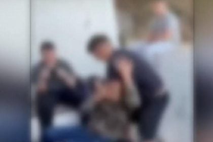Πάτρα: Στα χέρια της Δικαιοσύνης οι τρεις ανήλικοι που ξυλοκόπησαν άγρια συνομήλικό τους - Θα αποφασιστεί αύριο εάν θα προφυλακιστούν ή όχι μετά την απολογία τους