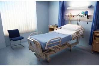 Πάτρα: Απείλησε το προσωπικό με νυστέρι μέσα στο νοσοκομείο