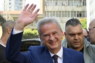 Λίβανος: Ο πρώην διοικητής της κεντρικής τράπεζας κατέβαλλε εγγύηση αποφυλάκισης άνω των 14 εκ. δολαρίων