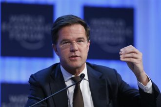 Μαρκ Ρούτε: Οι πρόσφατες ρωσικές ενέργειες είναι είτε σκόπιμες είτε «κραυγαλέα ανικανότητα»