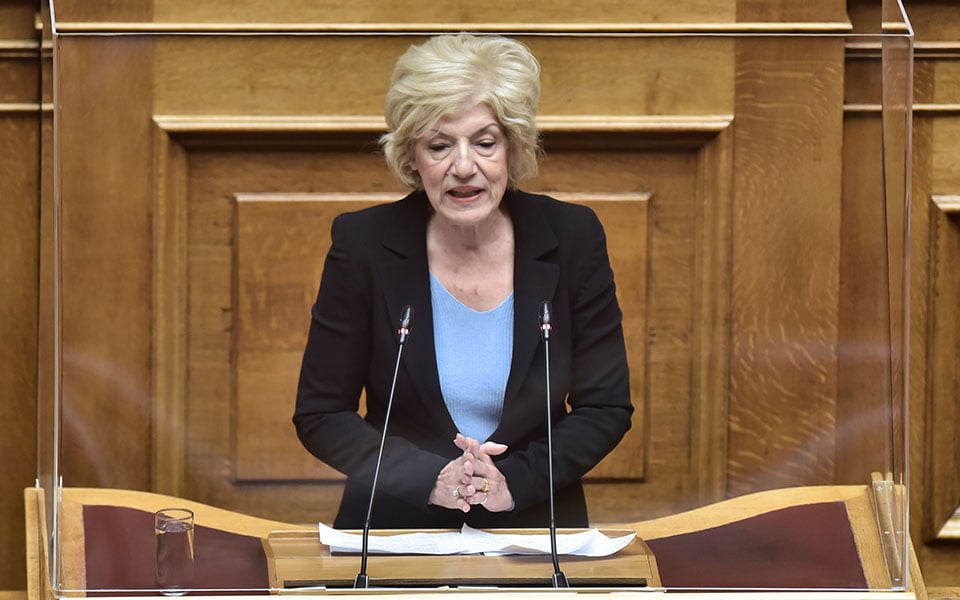 Νέα Αριστερά: Η Γυάρος απειλείται ξανά