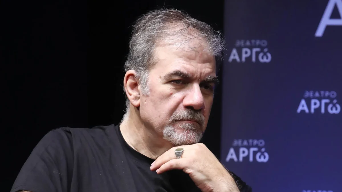 Δημήτρης Σταρόβας: Αυτόν τον καιρό έχω εισπράξει αγάπη για τρεις ζωές, είναι συγκινητικό