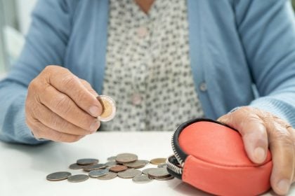 Αναδρομικά ΕΦΚΑ: Ποιοι δικαιούχοι θα λάβουν έως €4.000 μετά τις δικαστικές αποφάσεις
