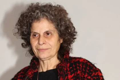 Μαργαρίτα Θεοδωράκη: «Υπάρχει ανταγωνισμός προς το πρόσωπό μου, γιατί ασχολούμαι με το έργο του πατέρα μου»