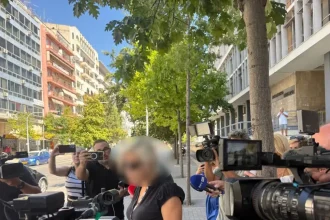 Θέρμη: Ελεύθερη με περιοριστικούς όρους η 45χρονη οδηγός της Porsche