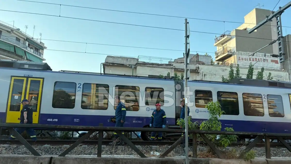 Τραγωδία στο κέντρο της Αθήνας: Νεκρός πεζός που παρασύρθηκε από τρένο