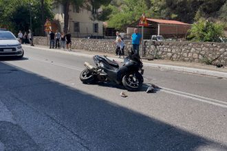 Τροχαίο με μηχανή στην Αμφιλοχία - Δικυκλιστής στο νοσοκομείο (ΦΩΤΟ)