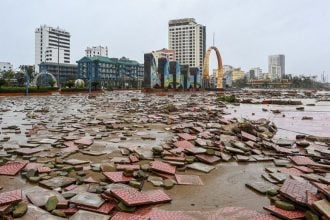 Βιετνάμ: 19 οι νεκροί από το πέρασμα του τυφώνα Μπουαλόι