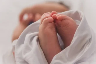 Κρήτη: Ελεύθεροι οι γονείς για το θάνατο του 2,5 μηνών βρέφους - Το πλάκωσαν την ώρα που κοιμόντουσαν