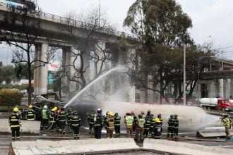 Τέσσερις οι νεκροί και οι 90 τραυματίες από την έκρηξη βυτιοφόρου στο Μεξικό