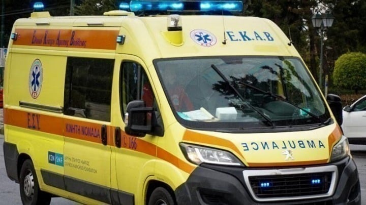 Τροχαίο δυστύχημα με 79χρονη νεκρή και δύο τραυματίες