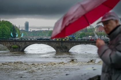 Κύμα κακοκαιρίας πλήττει την βόρεια Ιταλία - Αγνοείται μια γυναίκα