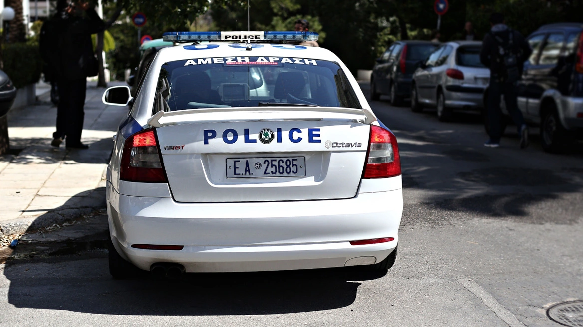 Kρήτη: Πατέρας και γιος παραδόθηκαν στην ΕΛΑΣ για την αιματηρή επίθεση σε δύο αδέρφια στη Μεσαρά