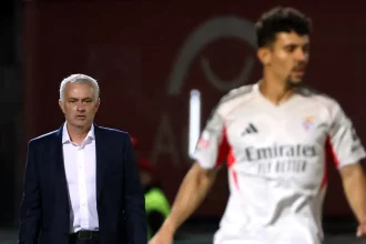 Ο Ζοσέ Μουρίνιο έκανε ντεμπούτο στην Μπενφίκα και ο Βαγγέλης Παυλίδης «έλαμψε» στην «τριάρα» επί της Άβες