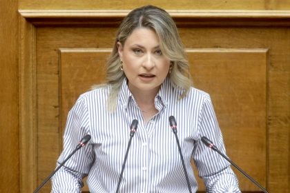 Η αντιπολίτευση του «μπακαλιάρου»