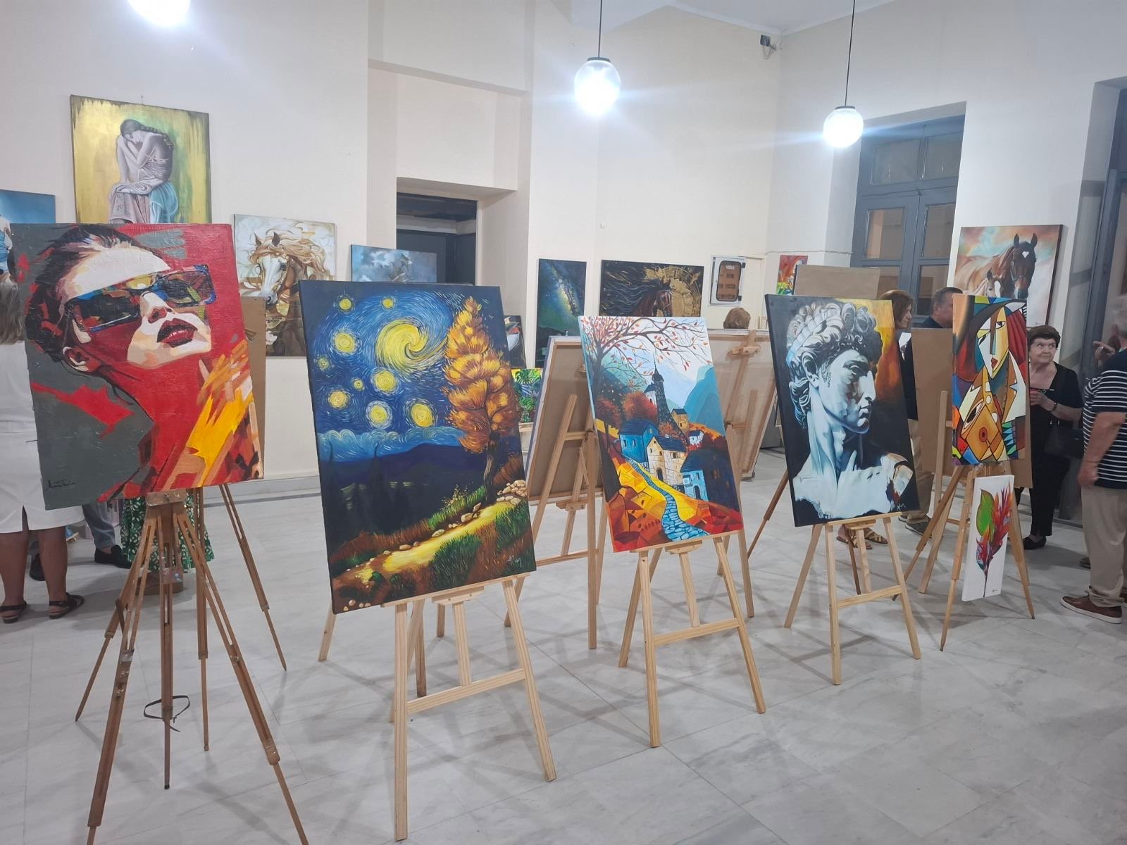 Εγκαινιάστηκε η Έκθεση Ζωγραφικής του Συλλόγου «Μορφές Τέχνης» στην Κάτω Αχαΐα
