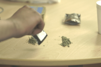 Πάτρα: Αγοραστής και προμηθευτής πιάστηκαν με "Boom"