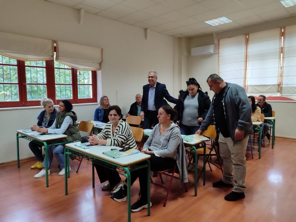 Με 22 ενήλικες μαθητές ξεκίνησε το Σχολείο Δεύτερης Ευκαιρίας στη Χαλανδρίτσα 