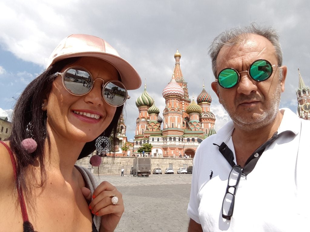 Η Zervas Art ταξιδεύει στον κόσμο και το χρόνο!