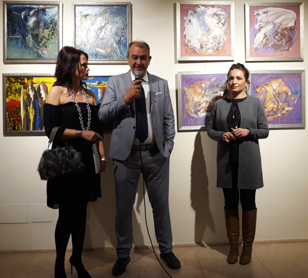 Η Zervas Art ταξιδεύει στον κόσμο και το χρόνο!