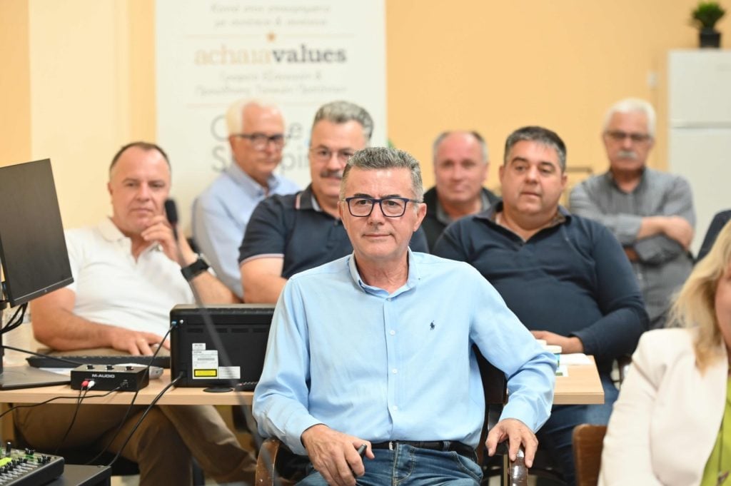 Κοσμοσυρροή στο σεμινάριο που διοργάνωσε το Επιμελητήριο Αχαΐας, στο Αίγιο, για το ελαιόλαδο