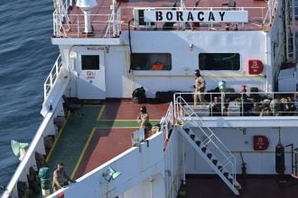 Συνεδρίαση για τον «σκιώδη στόλο» της Ρωσίας, ανακοίνωσε ο Μακρόν - Για υστερία κάνει λόγο το Κρεμλίνο