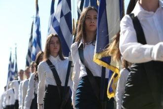 28η Οκτωβρίου: Με ανοιξιάτικο καιρό οι παρελάσεις – Στους 20°C η θερμοκρασία στην Πάτρα