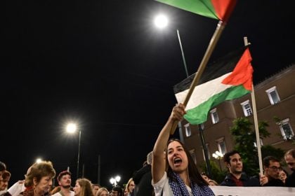 Κινητοποίηση στο υπουργείο Εξωτερικών για την επιχείρηση του Ισραήλ κατά του στολίσκου αλληλεγγύης για τη Γάζα ΒΙΝΤΕΟ-ΦΩΤΟ