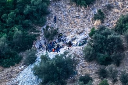 Κυνήγι για λίρες: Ελεύθεροι με περιοριστικούς όρους τα δύο αδέρφια (βίντεο)