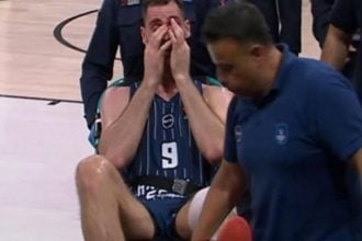 Παπαγιάννης: Ρήξη χιαστού και τέλος σεζόν για τον Έλληνα σέντερ