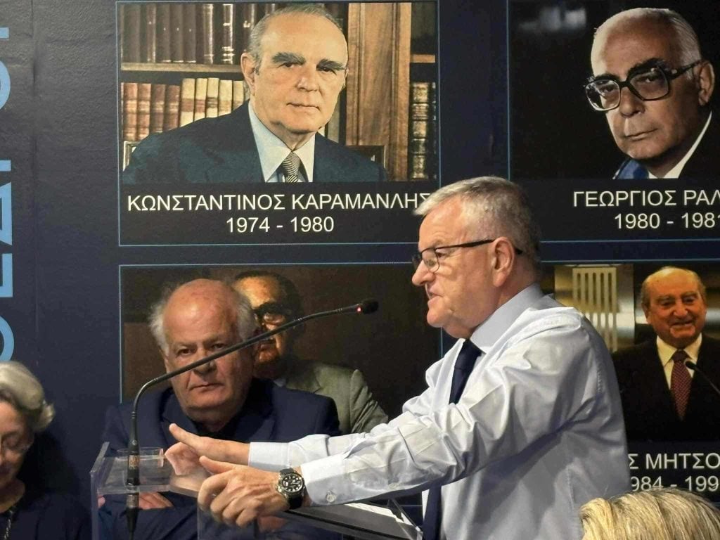 Κυρανάκης από Πάτρα: Έρχομαι να συζητήσουμε για την έλευση του τρένου με Περιφερειάρχη-Δήμαρχο