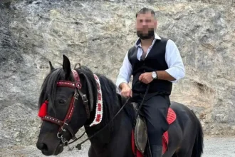 «Δέχτηκα απειλές, νόμιζα ότι θα βγάλει όπλο και τον πυροβόλησα» λέει ο 23χρονος που σκότωσε τον θείο του στα Χανιά