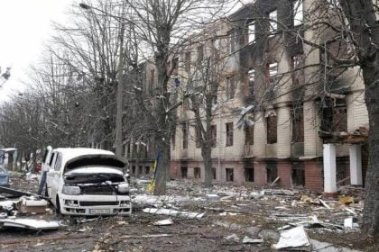 Ουκρανία: Νεκροί τρεις άνθρωποι από ρωσικούς βομβαρδισμούς