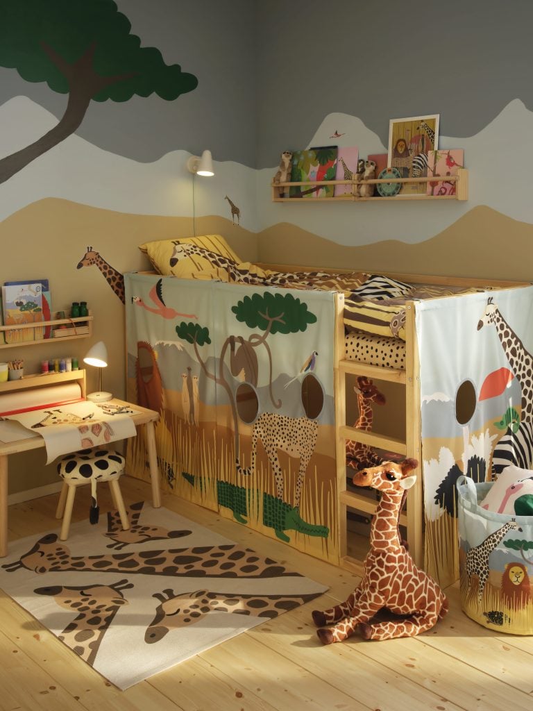 Η ΙΚΕΑ παρουσιάζει τη νέα σειρά SANDLÖPARE: Ένα ταξίδι στη μαγεία της σαβάνας μέσα από το παιχνίδι