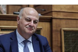 Ο Κώστας Τσιάρας διαψεύδει ότι υπέβαλλε την παραίτησή του: «Δεν λιγοψύχησα ποτέ»