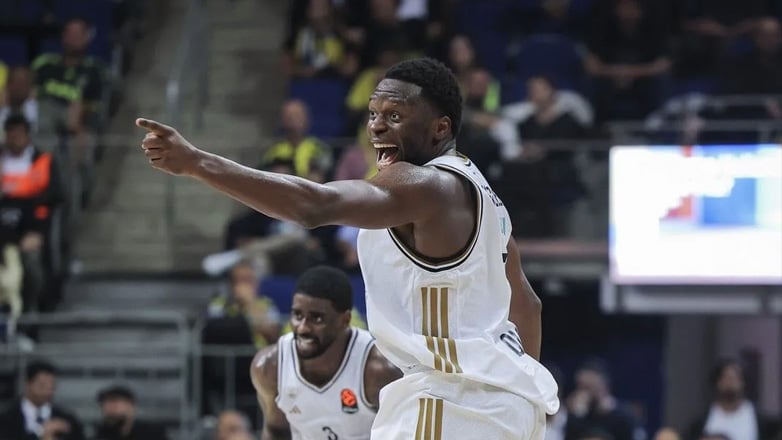 Euroleague: «Μπαμ» της Ντουμπάι στην Πόλη, συνέτριψε τη Φενερμπαχτσέ