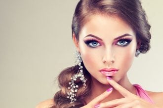 Πάτρα: Ζητείται κομμώτρια με εμπειρία στο πιστολάκι