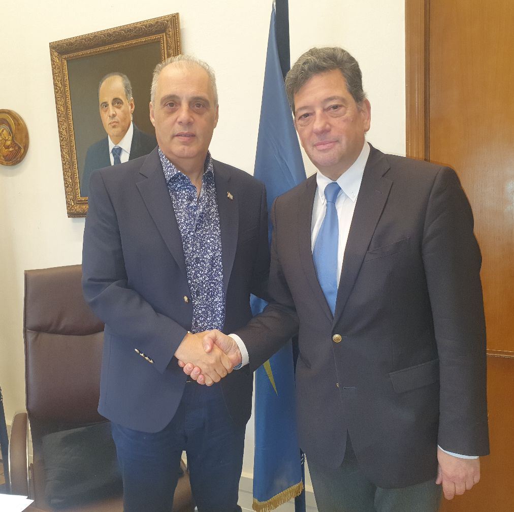Ο Δημήτρης Παλούμπης εκπρόσωπος της Ελληνικής Λύσης στο Αίγιο