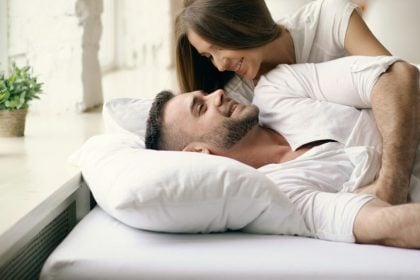 Όταν το σεξ ωριμάζει: Τι το κάνει καλύτερο με τον χρόνο