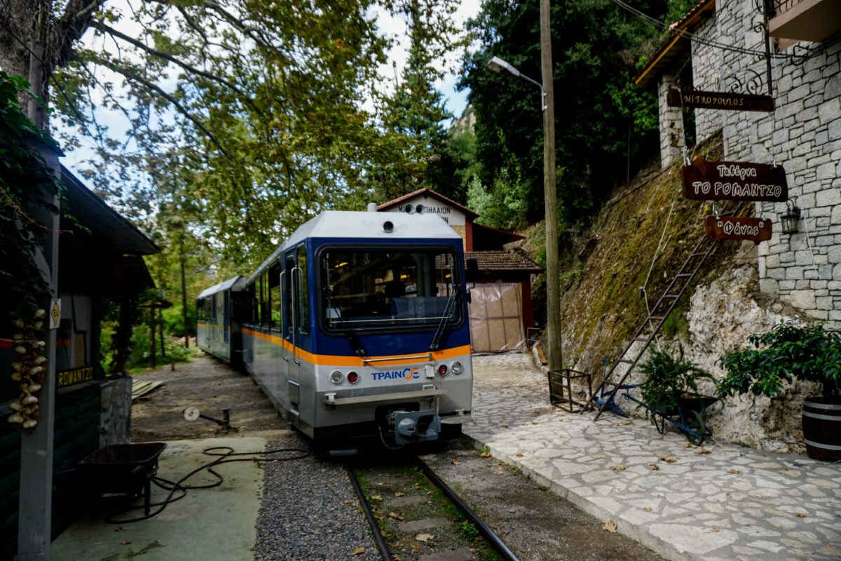 Η ανακοίνωση της Hellenic Train για την ακινητοποίηση τρένου στο Διακοπτό- Καλάβρυτα και τη μετεπιβίβαση 101 επιβατών