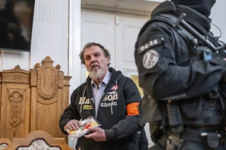 Σλοβακία: Κάθειρξη 21 ετών για τον 72χρονο που πυροβόλησε πέρυσι τον Ρόμπερτ Φίτσο