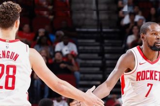 NBA: Ο Ντουράντ ανανέωσε με τους Ρόκετς και θα γίνει ο πιο ακριβοπληρωμένος παίκτης όλων των εποχών!