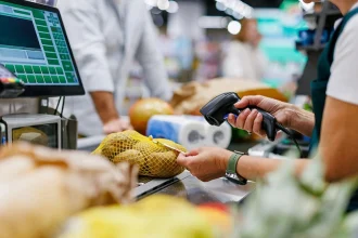 Τι ισχύει για τα σούπερ μάρκετ την αργία της 28ης Οκτωβρίου - Το ωράριο των καταστημάτων που θα ανοίξουν