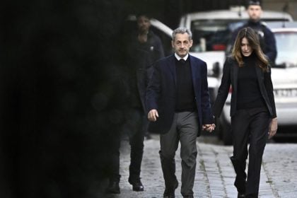 Στη φυλακή ο Νικολά Σαρκοζί – «Νιώθω βαθιά θλίψη για τη Γαλλία»