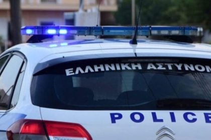79χρονος επιτέθηκε με μαχαίρι στη σύζυγό του