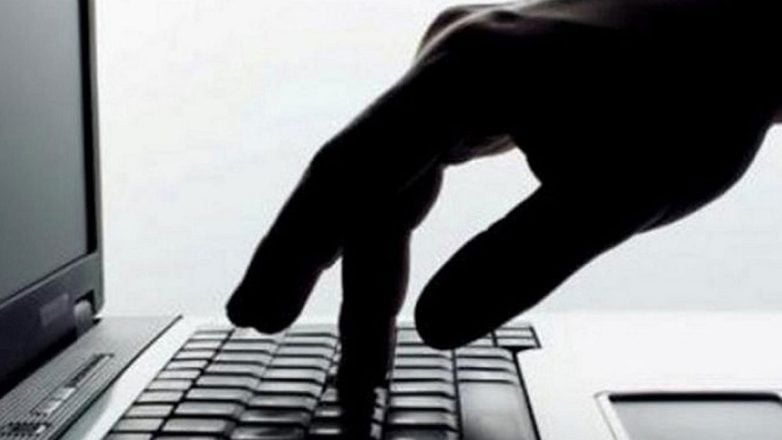 Ανήλικος διακινούσε βίντεο συμμαθητών του με ερωτικό περιεχόμενο