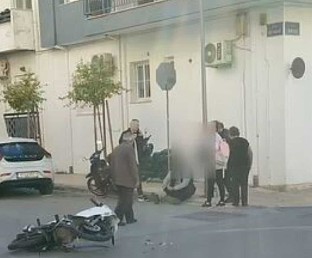 Πάτρα: ΙΧ εκτίναξε οδηγό δικύκλου στην Ιωνίας – ΦΩΤΟ