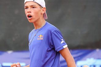 Τένις: Θριαμβευτής στη Βαρκελώνη ο Ραφαήλ Παγώνης!