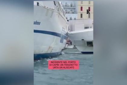 Σύγκρουση φέρι μποτ με υδροπτέρυγο στο Κάπρι λόγω του ισχυρού ανέμου